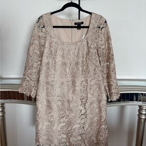 White House | Black Marker Ivory Lace Dress Floral Embroidery